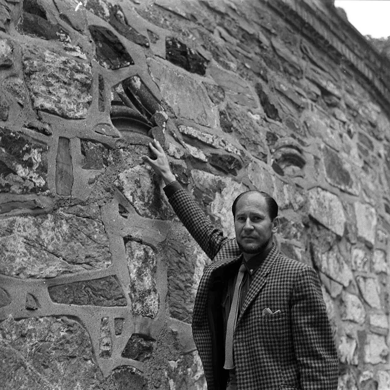 Porträt von Stephan Tschudi-Madsen (1923–2007) – Gedenkseite