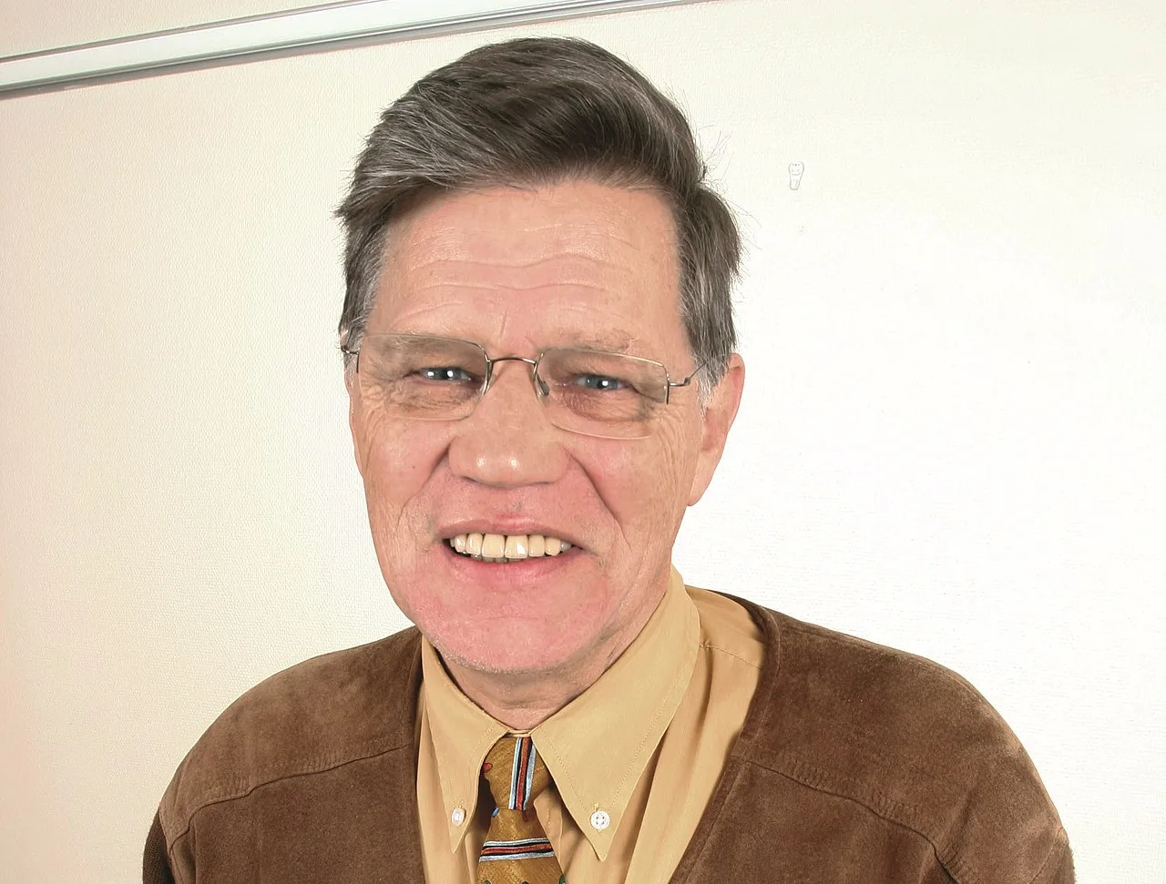 Portrait of Knut Hanselmann (1946–2022) – memorial page