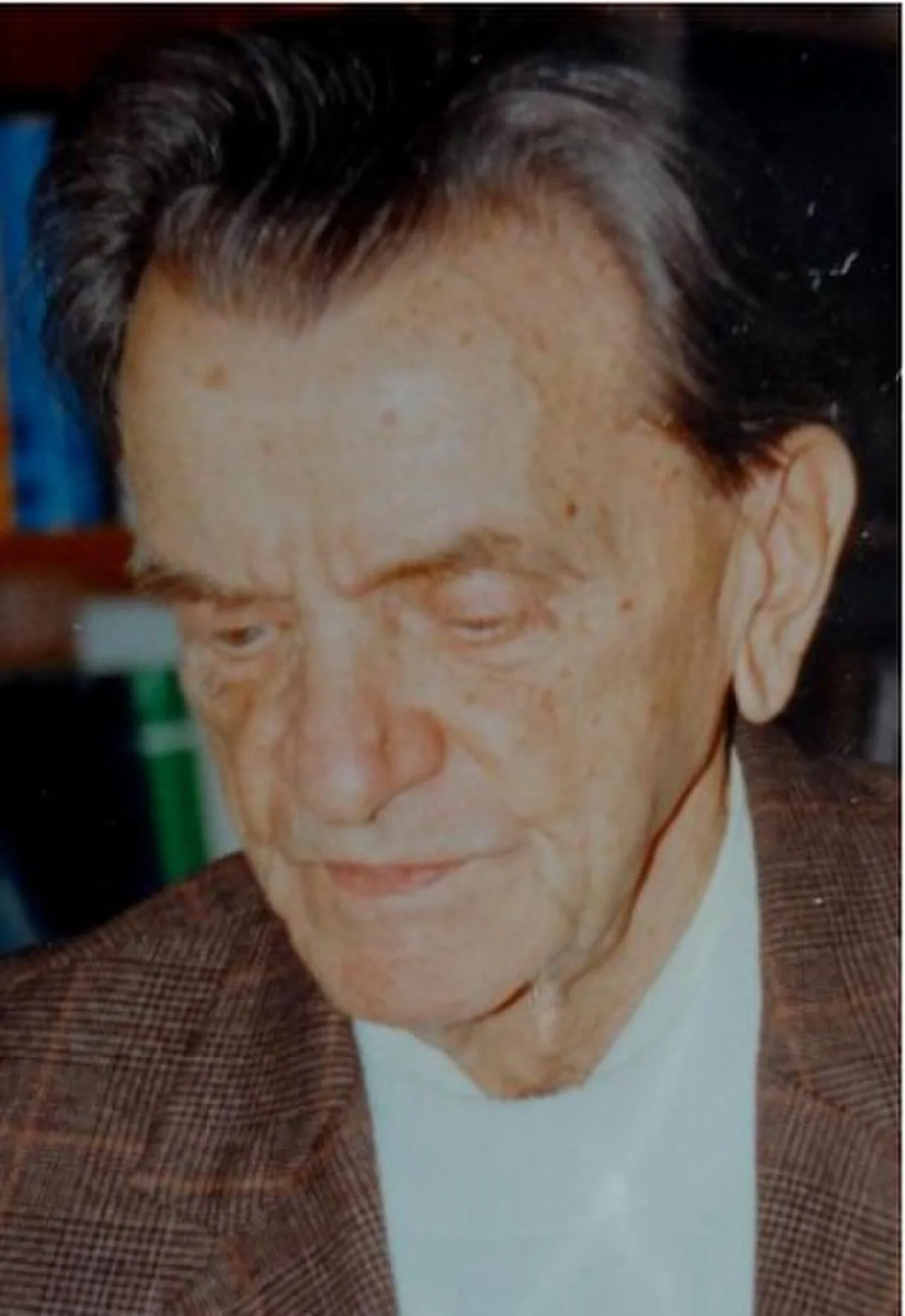 Portrait of Károly Simonyi (1916–2001) – memorial page