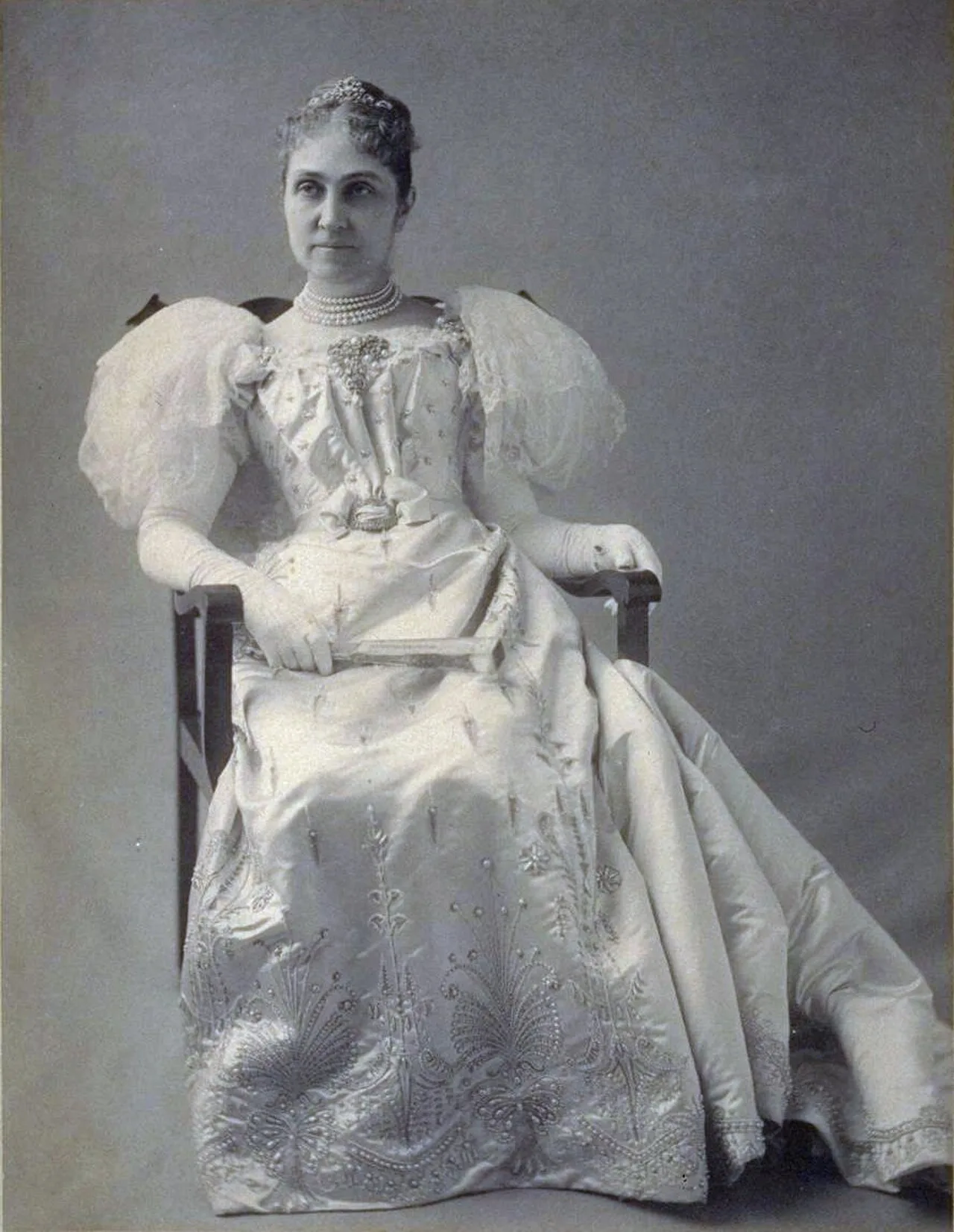 Porträt von Phoebe Hearst (1842–1919) – Gedenkseite