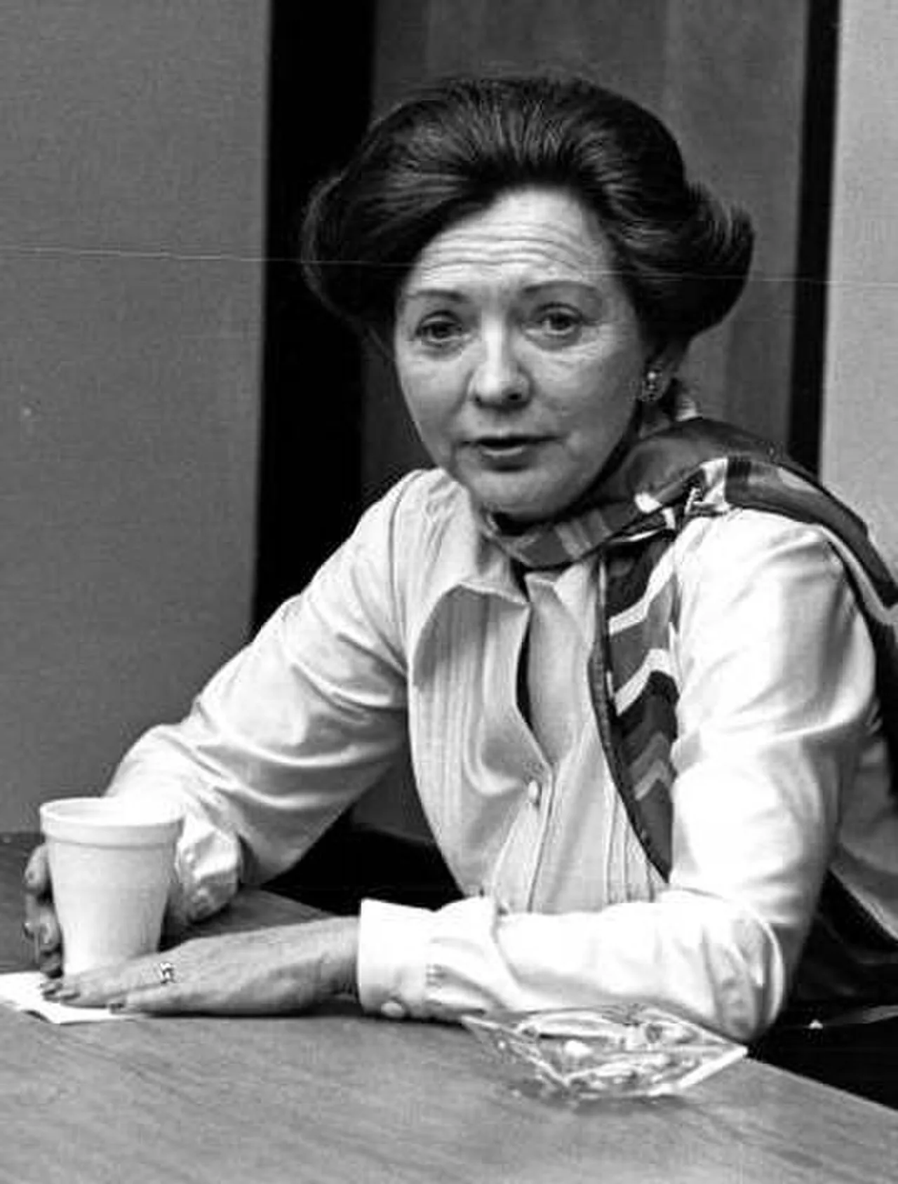 Porträt von Shirley Hufstedler (1925–2016) – Gedenkseite