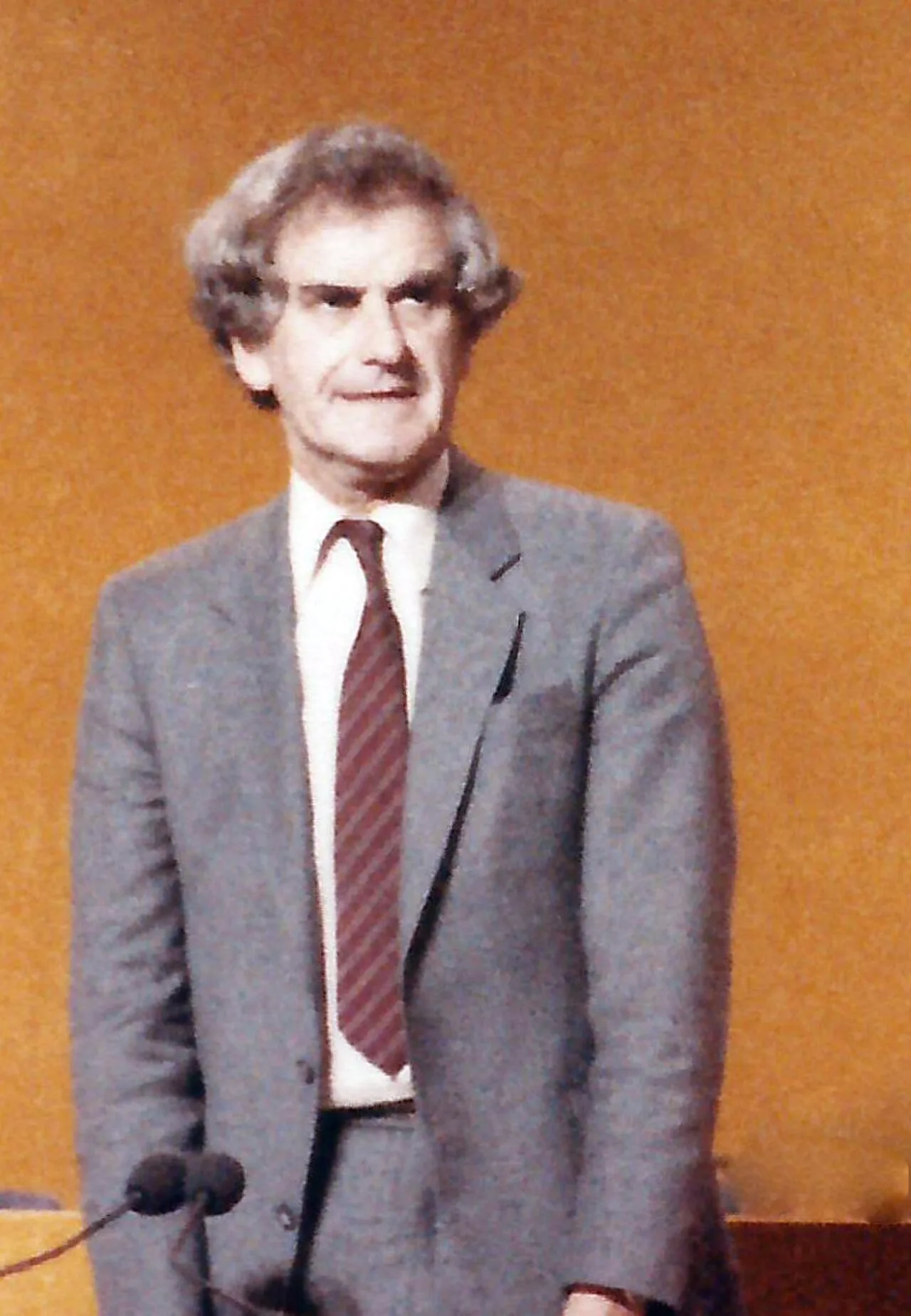 Porträt von Adrian Slade (1936–2025) – Gedenkseite