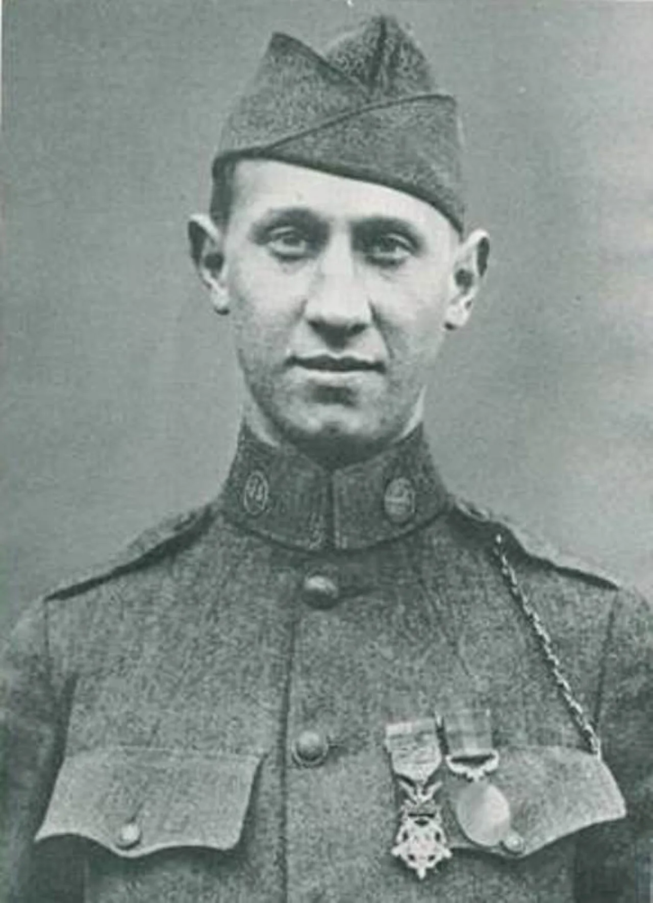 Porträt von Alan Louis Eggers (1895–1968) – Gedenkseite
