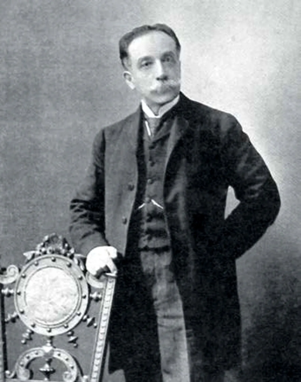 Porträt von Alejandro Deustua (1849–1945) – Gedenkseite