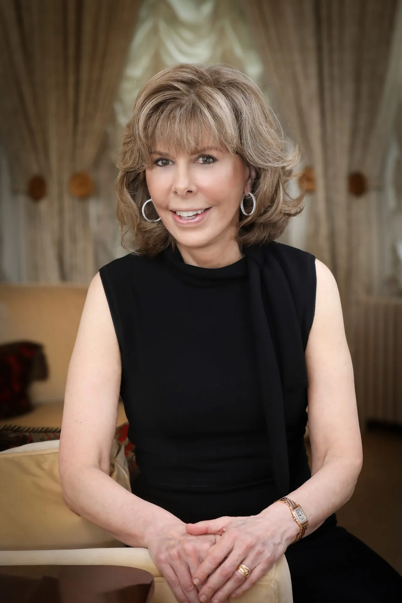 Porträt von Jane Stanton Hitchcock (1946–2025) – Gedenkseite