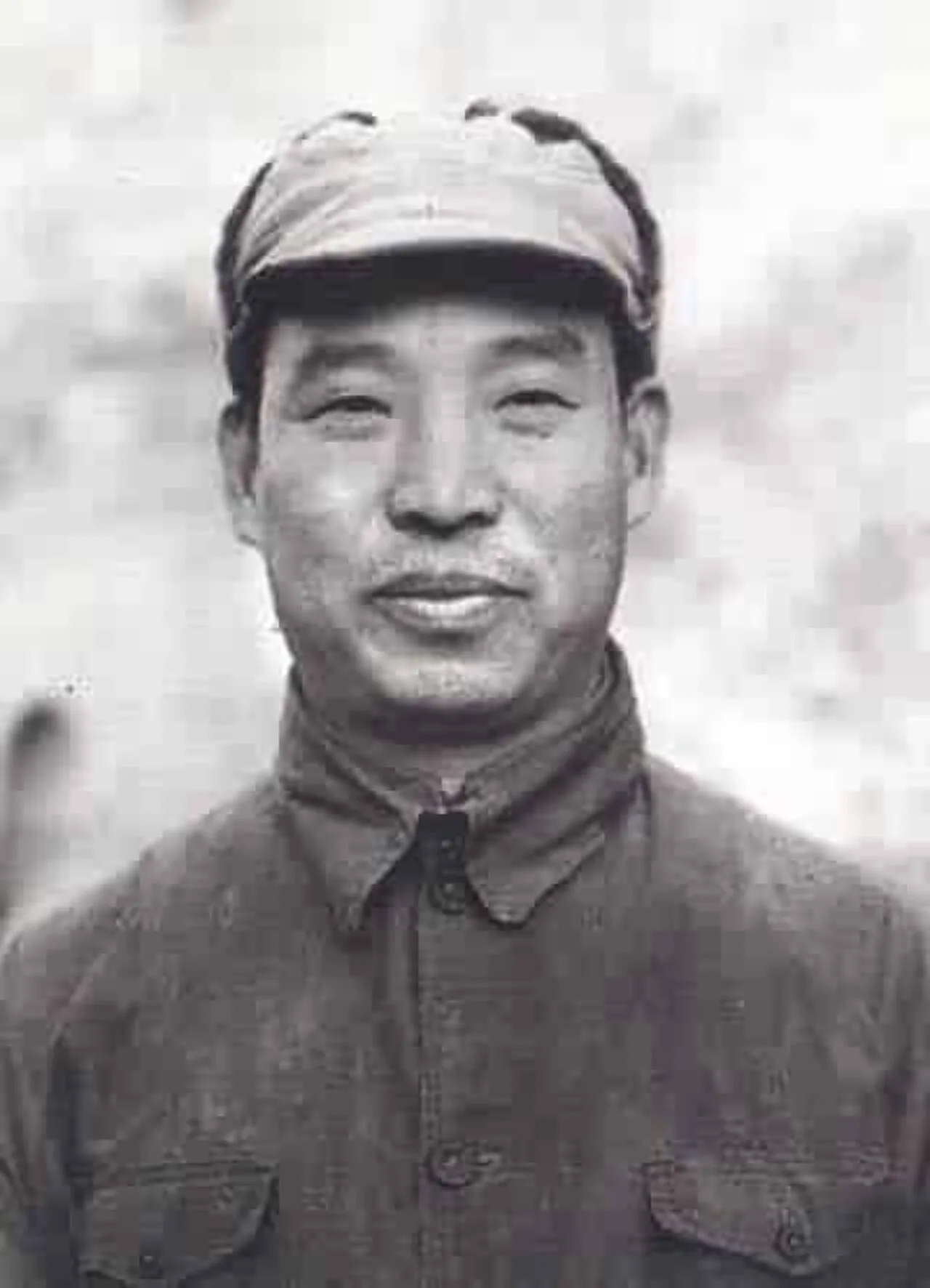 Porträt von Peng Zhen (1902–1997) – Gedenkseite