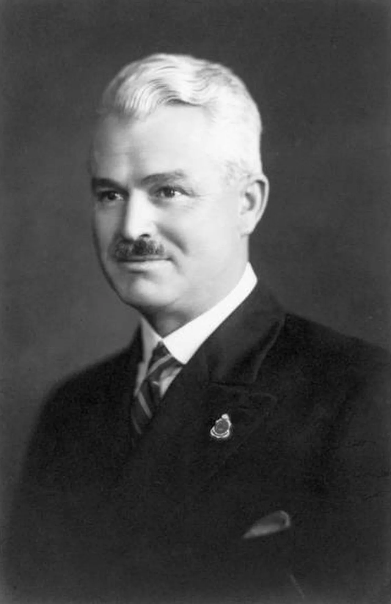 Portrait of Allan MacDonald (1892–1978) – memorial page