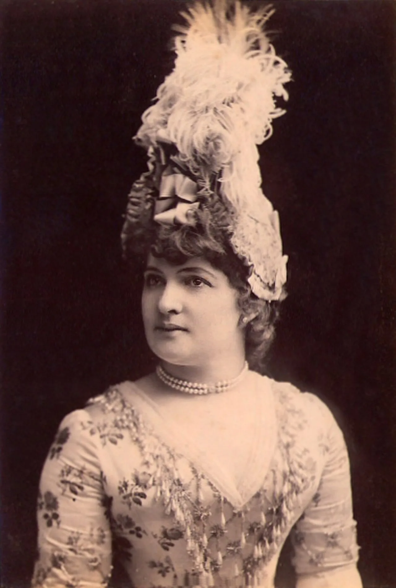 Portrait of Annie Pixley (1858–1893) – memorial page