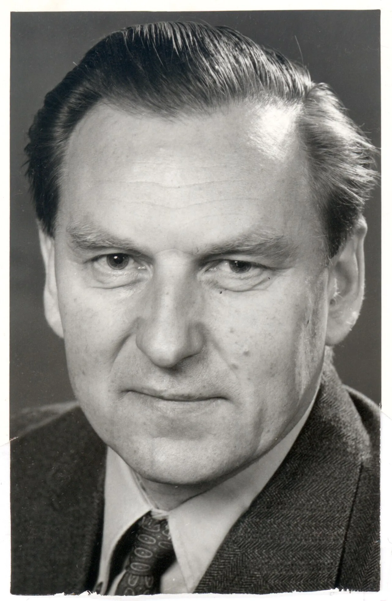 Portrait of Arne Nilsen (1924–2020) – memorial page