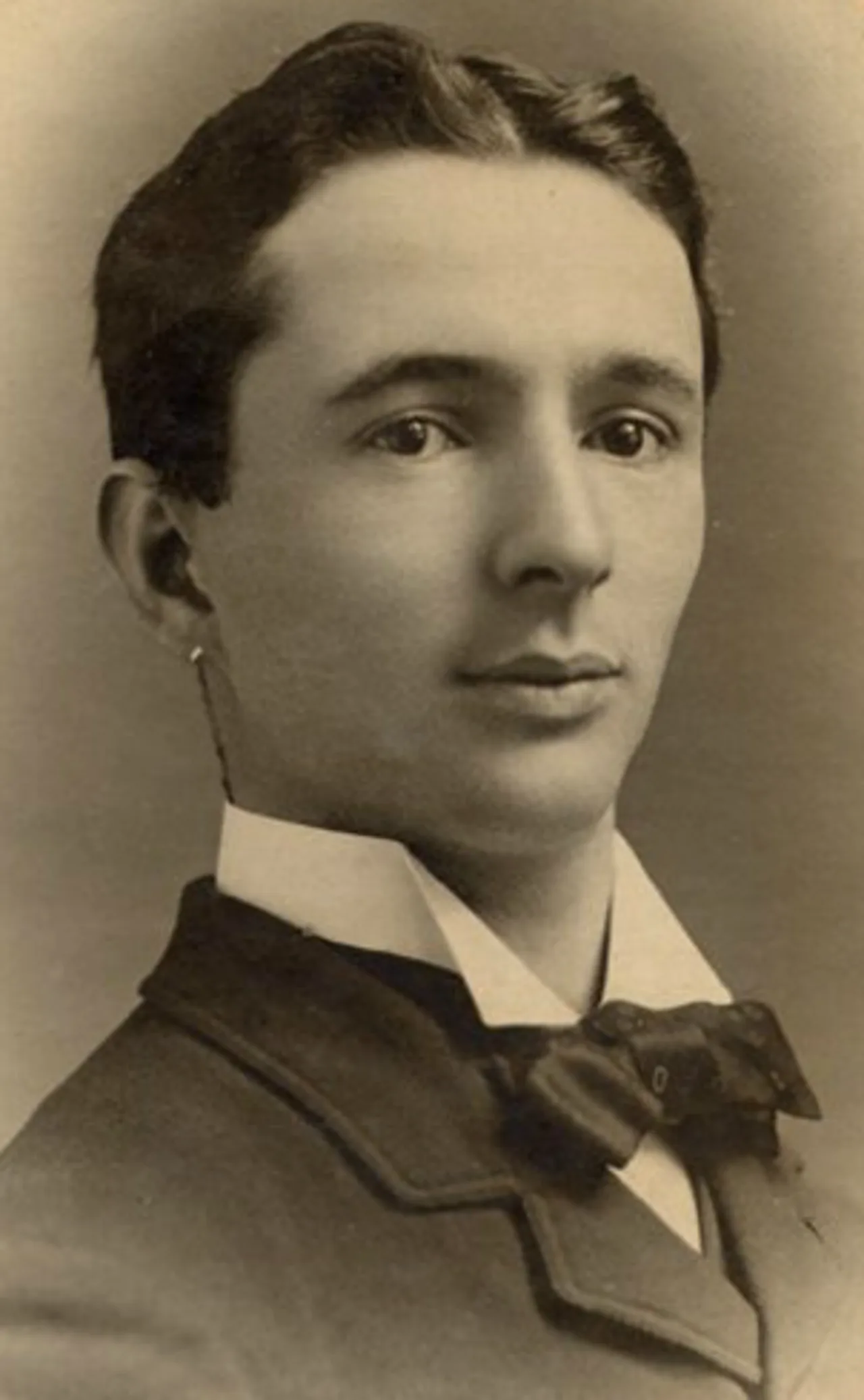 Portrait of Arthur Beauchesne (1876–1959) – memorial page
