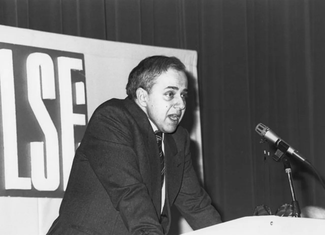 Portrait of Basil Spyridonos Markesinis (1944–2023) – memorial page