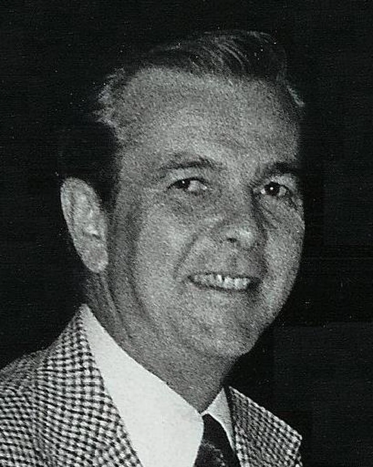 Porträt von Bernard J. Dunn (1924–2009) – Gedenkseite