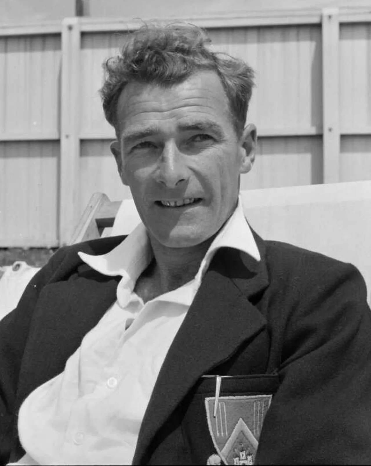 Portrait of Bert Sutcliffe (1923–2001) – memorial page