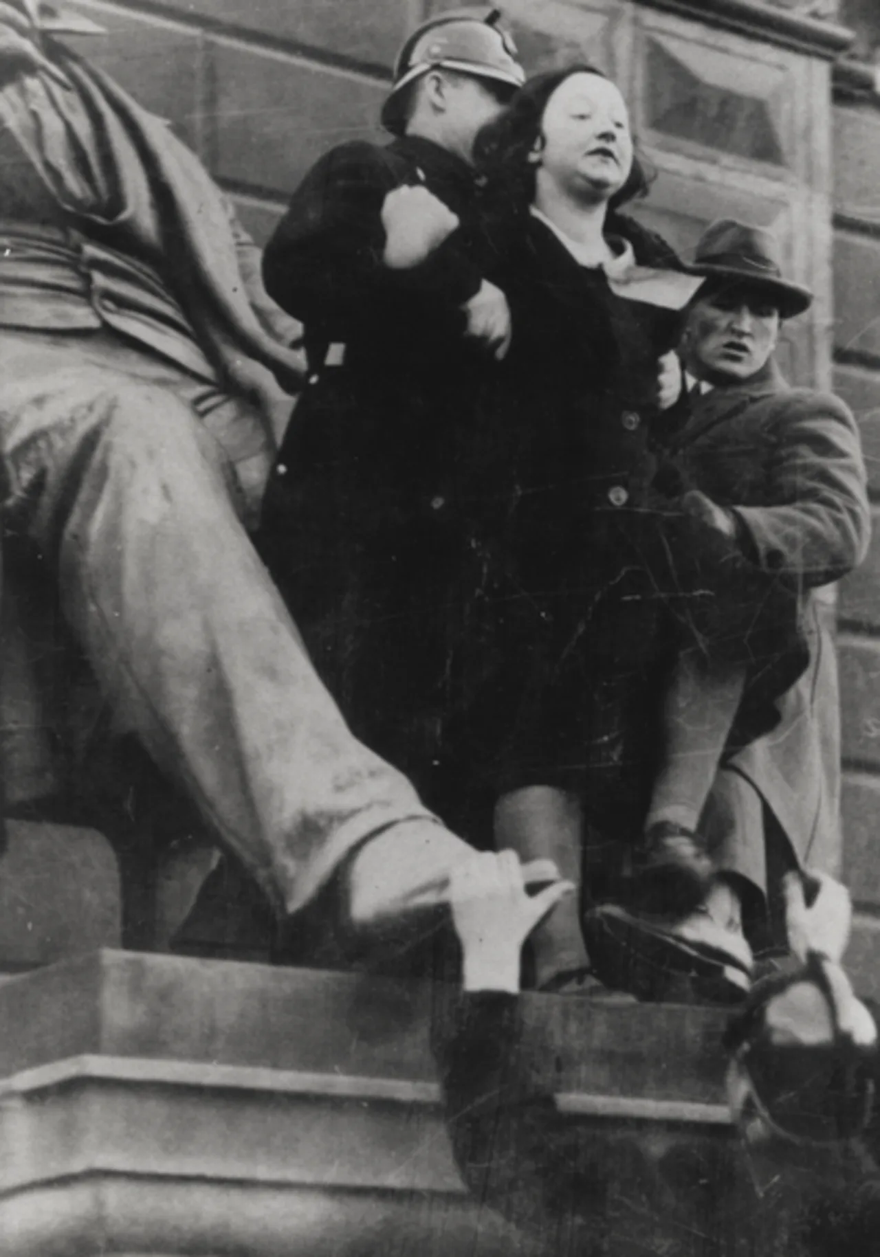 Portrait of Ragnhild Nikoline Andersen (1907–1990) – memorial page