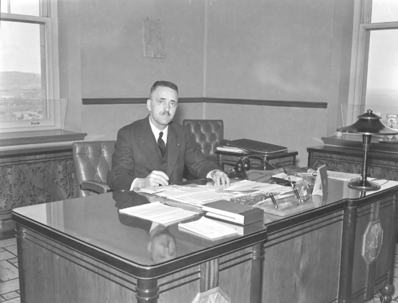 Porträt von Bona Dussault (1882–1953) – Gedenkseite