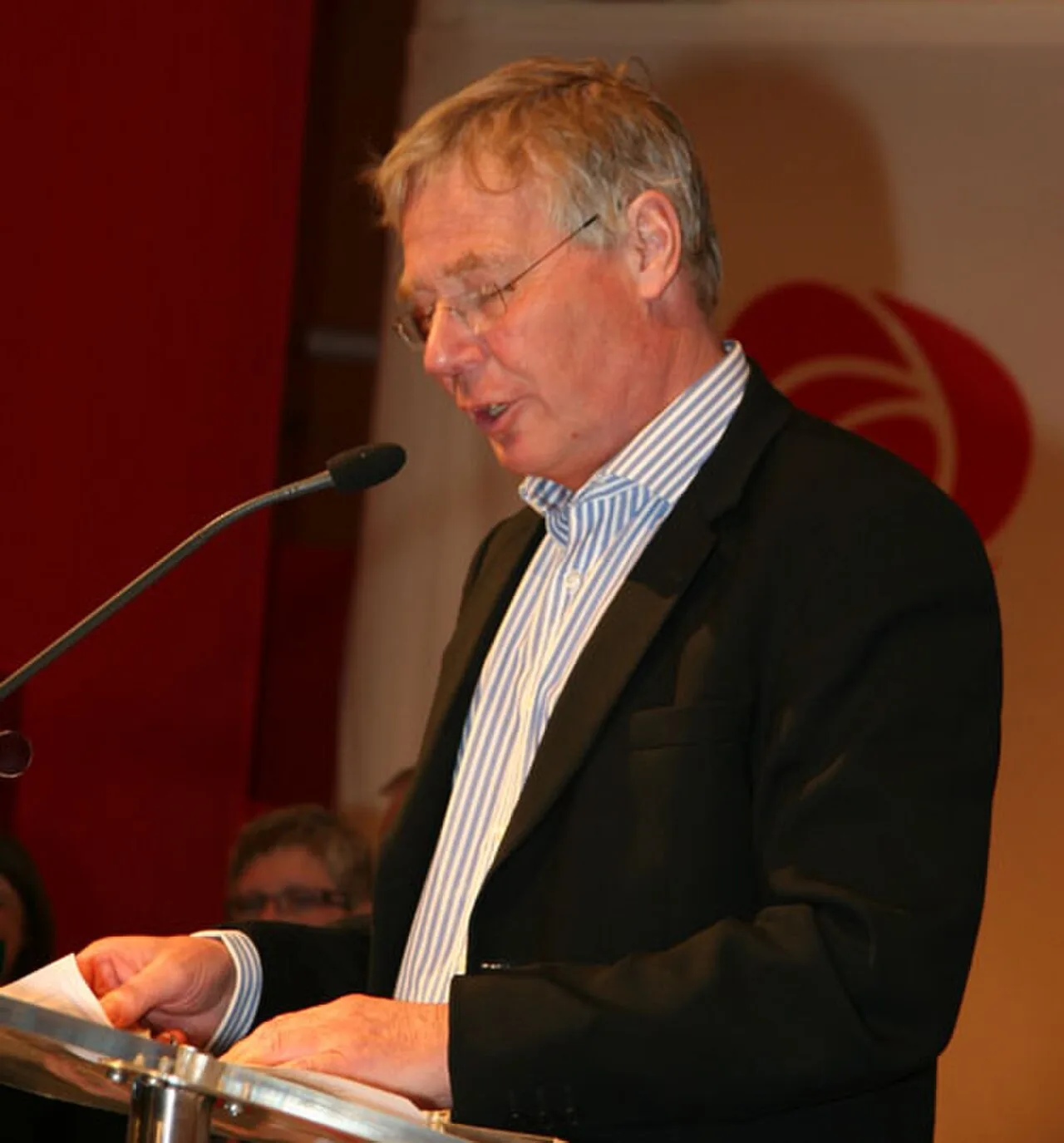 Portrait of Rune Gerhardsen (1946–2021) – memorial page