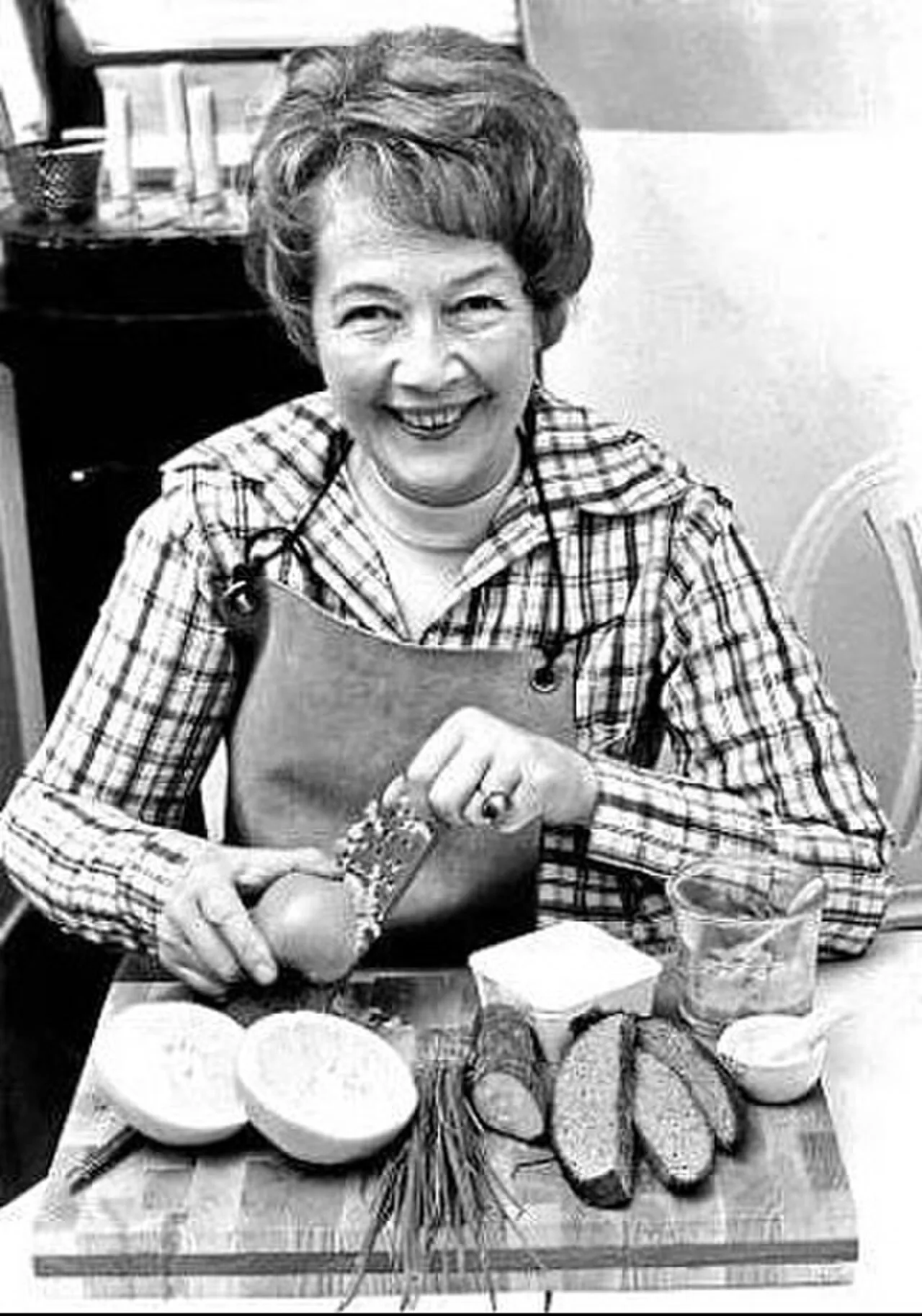 Portrait of Pernilla Tunberger (1912–1986) – memorial page