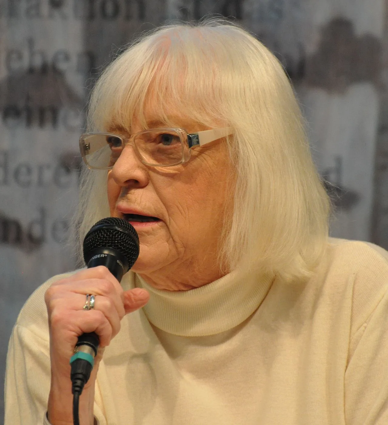 Porträt von Birgitta Ulfsson (1928–2017) – Gedenkseite