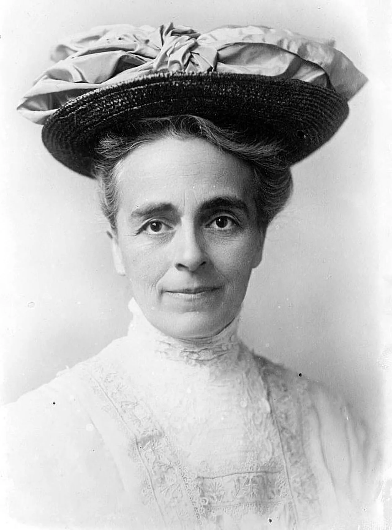 Porträt von Catherine Waugh McCulloch (1862–1945) – Gedenkseite