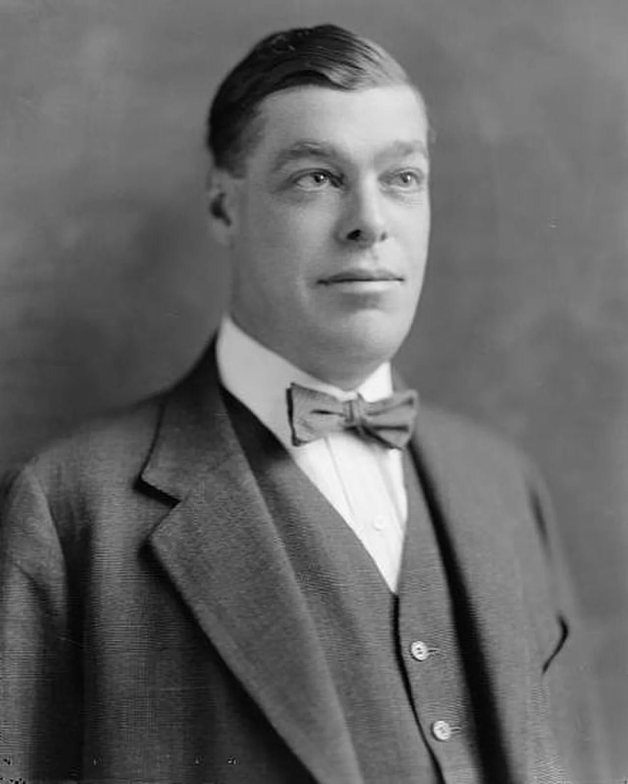 Porträt von Charles B. Ward (1879–1946) – Gedenkseite
