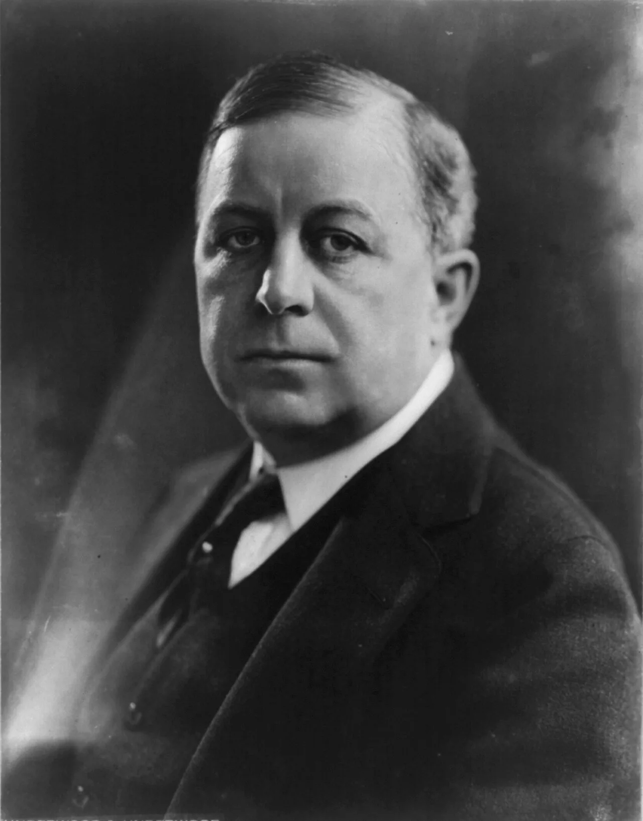 Portrait of Charles B. Warren (1870–1936) – memorial page