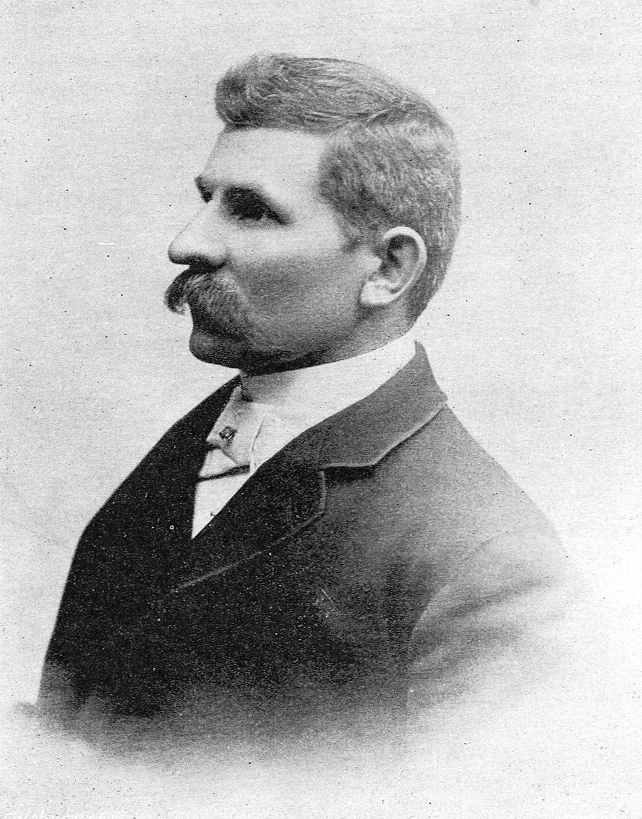 Portrait of Charles Chewings (1859–1937) – memorial page