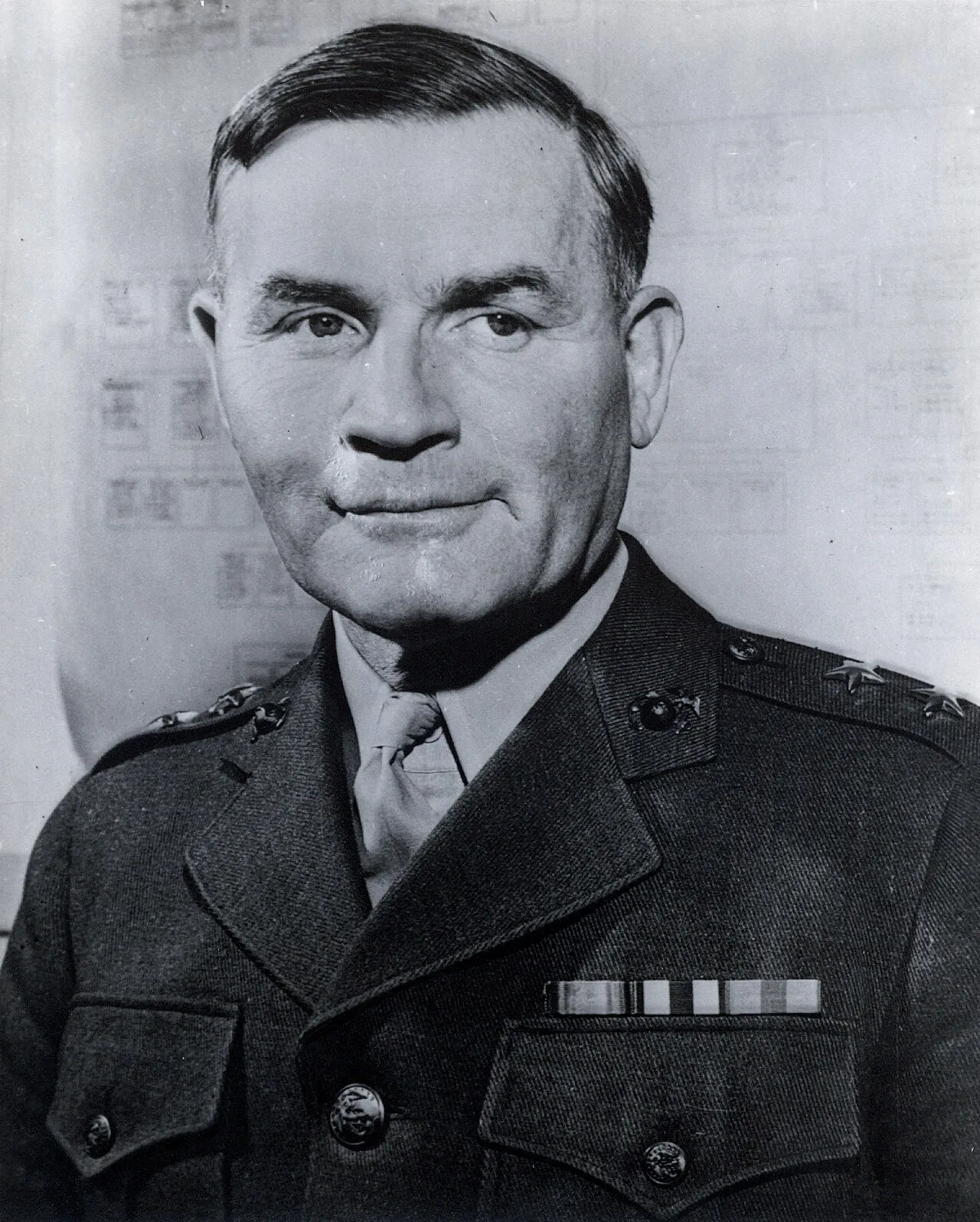 Porträt von Charles D. Barrett (1885–1943) – Gedenkseite