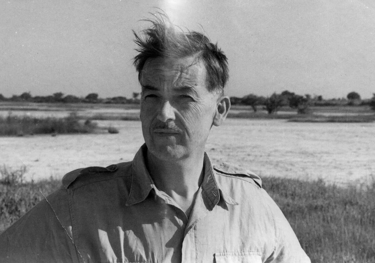 Portrait of Charles Thurstan Shaw (1914–2013) – memorial page