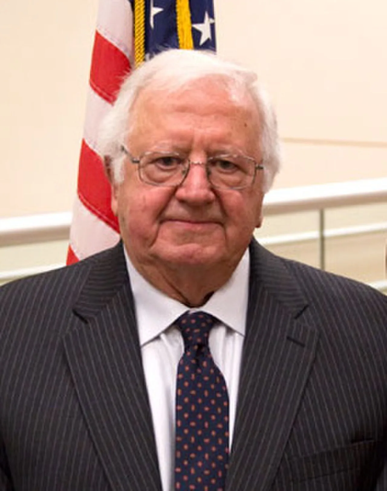 Porträt von Charles Warren (1927–2019) – Gedenkseite