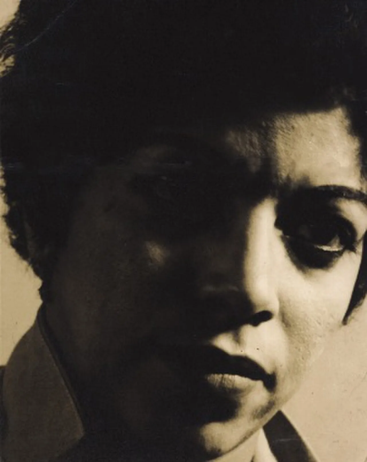 Porträt von Clara Ledesma (1924–1999) – Gedenkseite