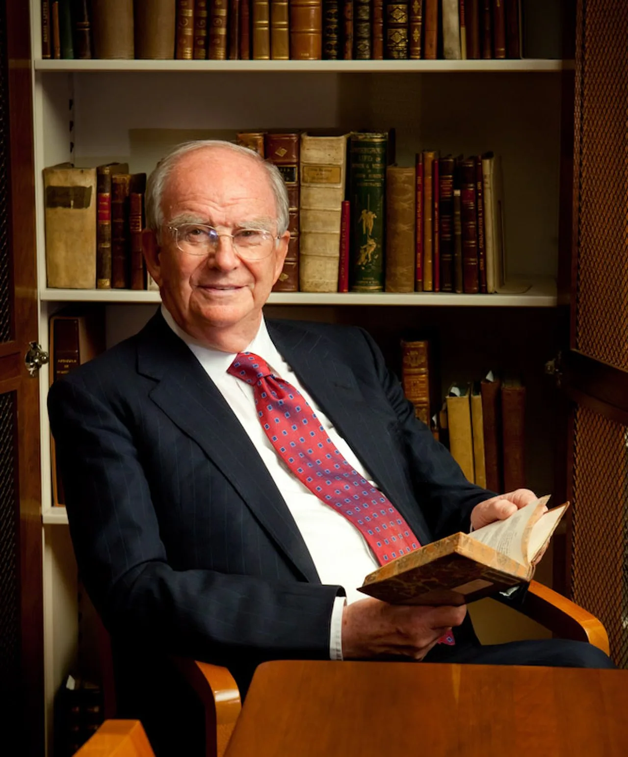 Portrait of John Meurig Thomas (1932–2020) – memorial page