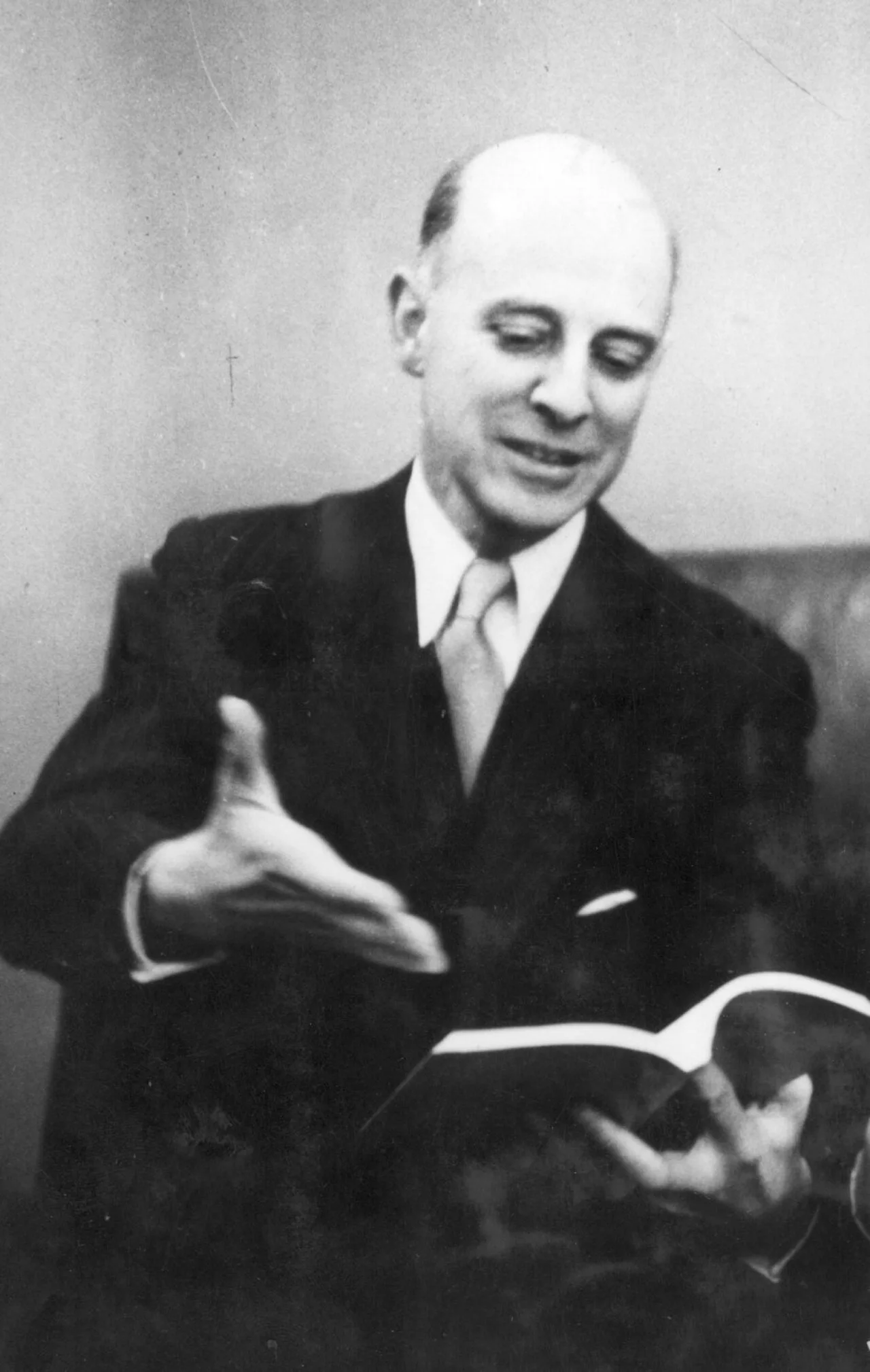 Porträt von Jaime Eyzaguirre (1908–1968) – Gedenkseite