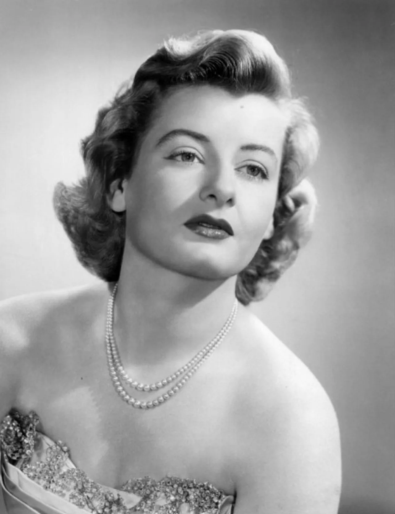 Portrait of Constance Ford (1923–1993) – memorial page