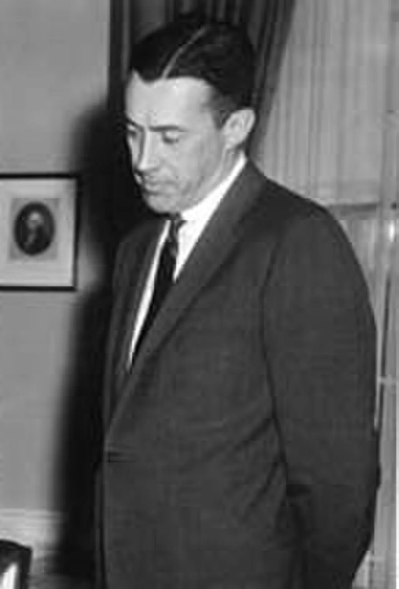 Porträt von Lawrence E. Walsh (1912–2014) – Gedenkseite