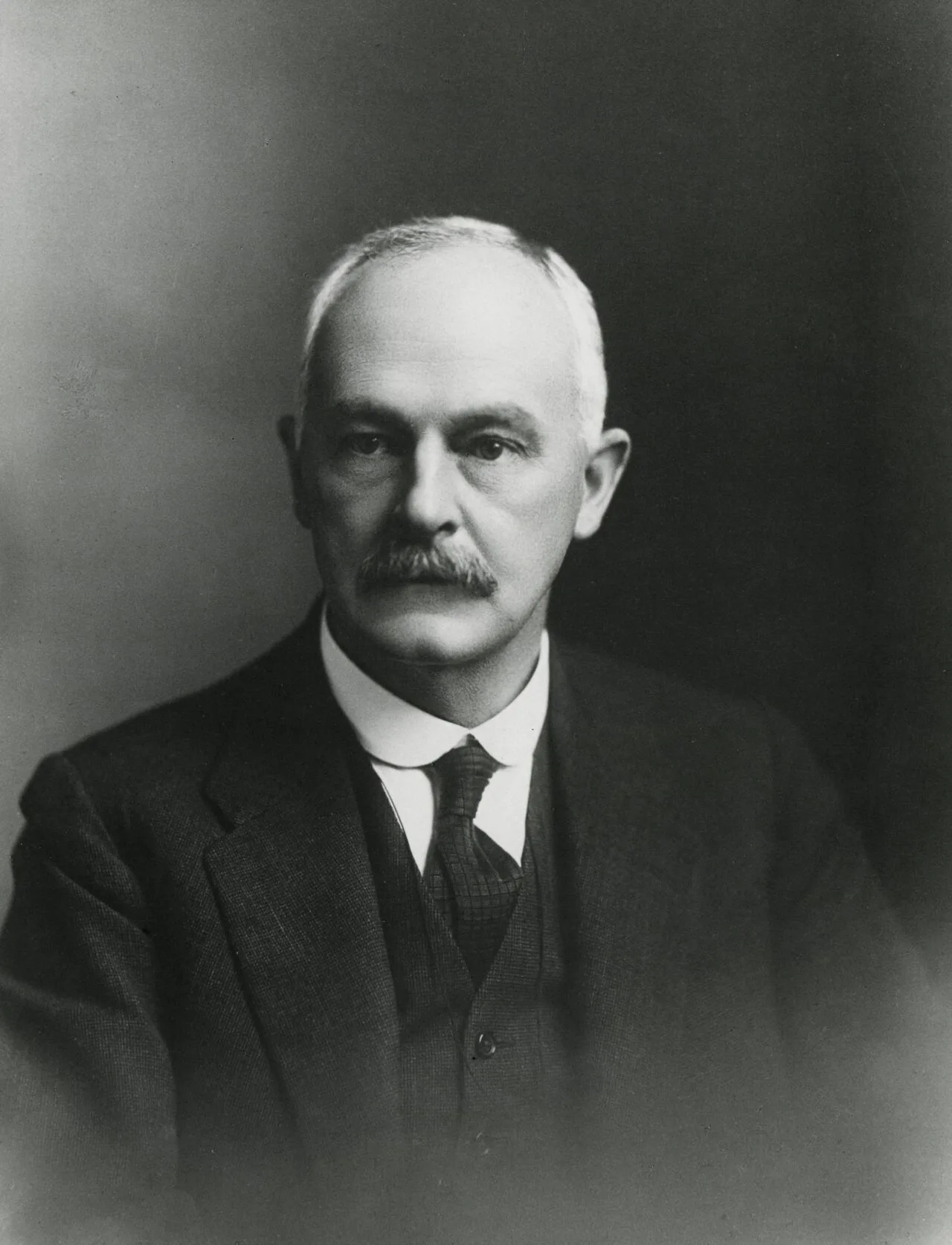 Portrait of David Orme Masson (1858–1937) – memorial page