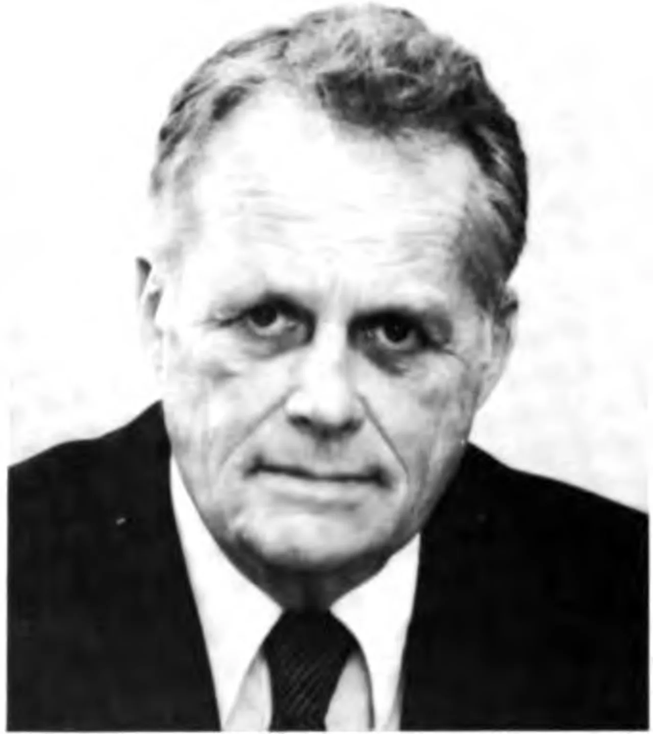 Portrait of David Owen Belew Jr. (1920–2001) – memorial page