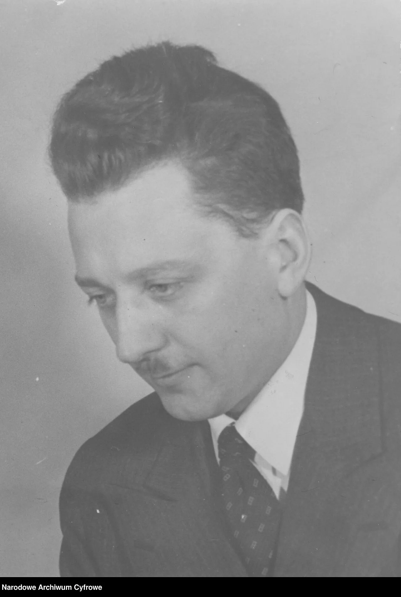 Portrait of Stefan Bolesław Poradowski (1902–1967) – memorial page