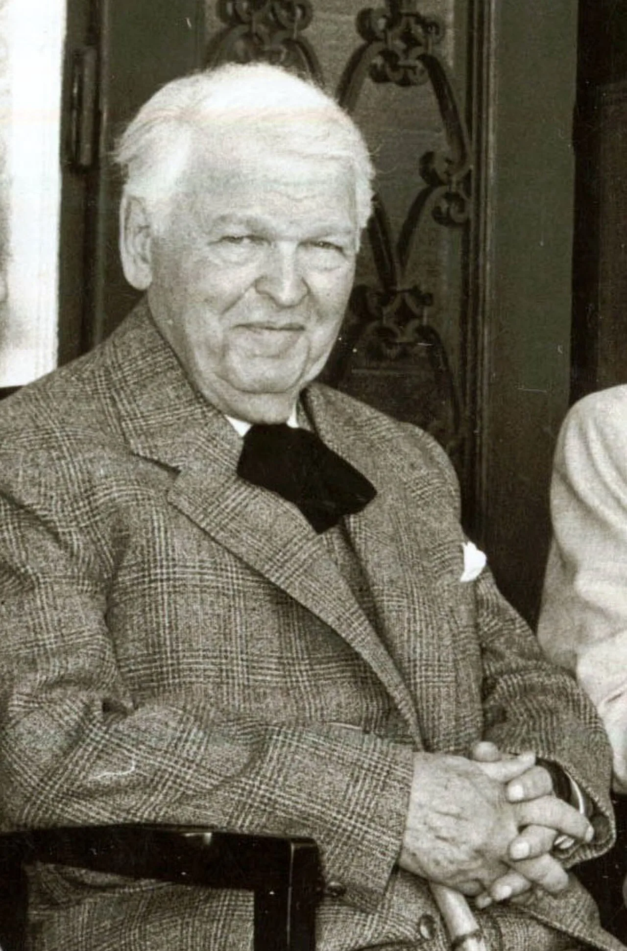 Porträt von Mihail Sadoveanu (1880–1961) – Gedenkseite