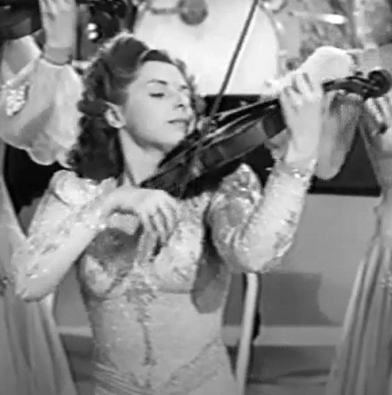 Porträt von Evelyn Kaye (1911–1990) – Gedenkseite