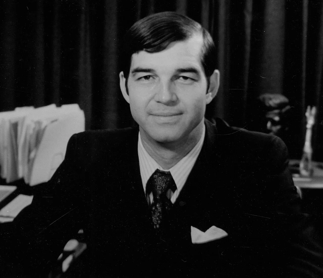 Porträt von Donald Fowler (1935–2020) – Gedenkseite