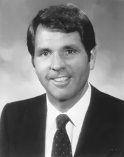 Portrait of Steve Symms (1938–2024) – memorial page