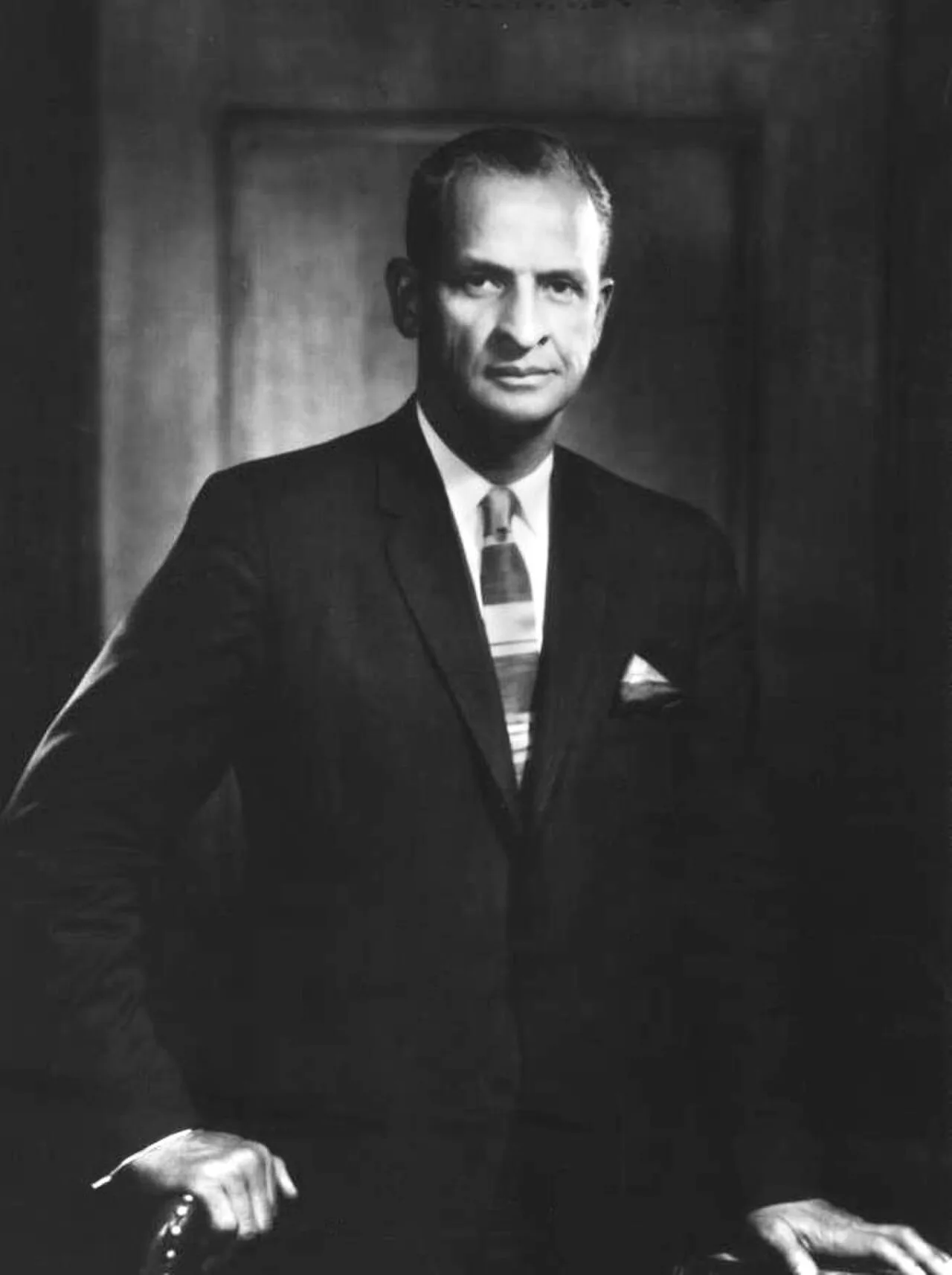 Portrait of Earl W. Renfroe (1907–2000) – memorial page