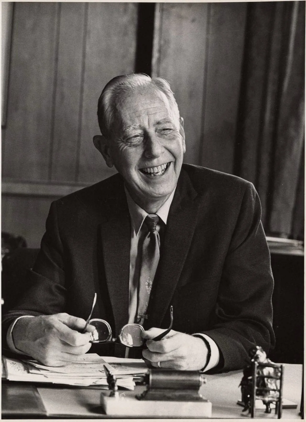 Porträt von Earle Hawkins (1903–1972) – Gedenkseite