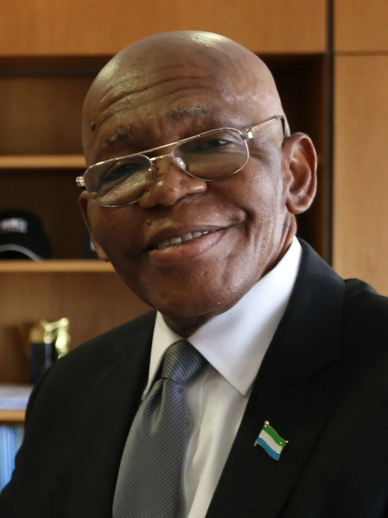 Portrait of Edward Turay (1945–2023) – memorial page