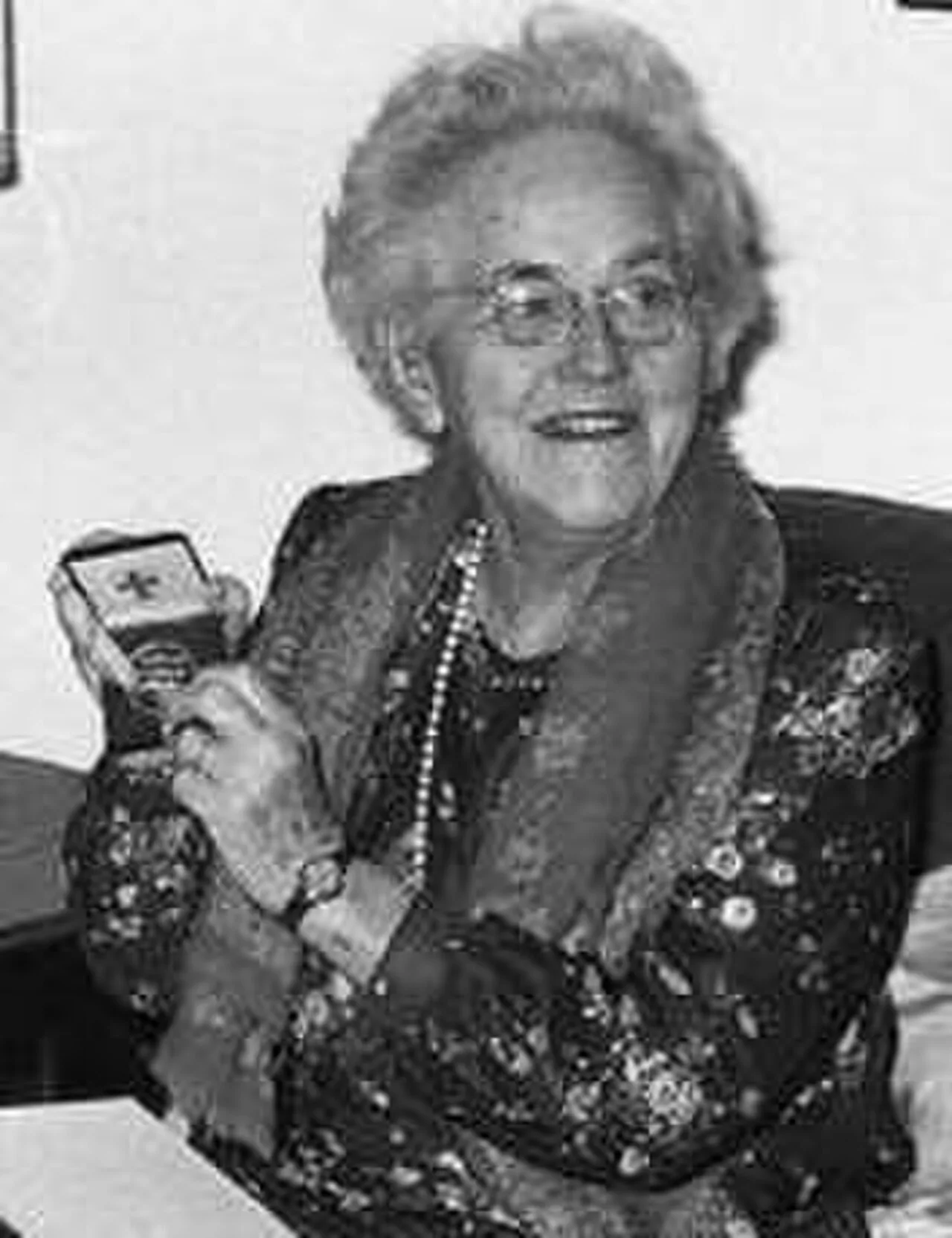 Porträt von Eleanor Lansing Dulles (1895–1996) – Gedenkseite