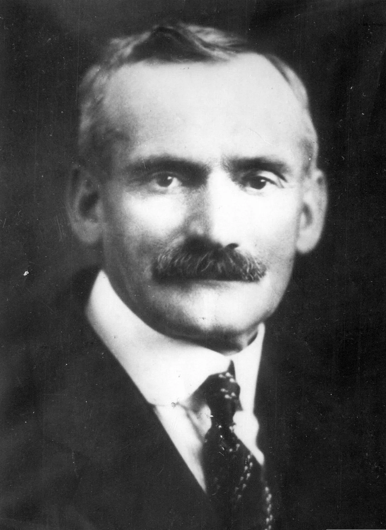 Erland Lee