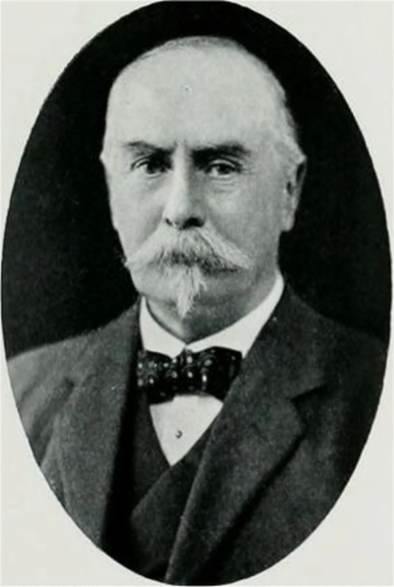 Portrait of Reginald Blomfield (1856–1942) – memorial page