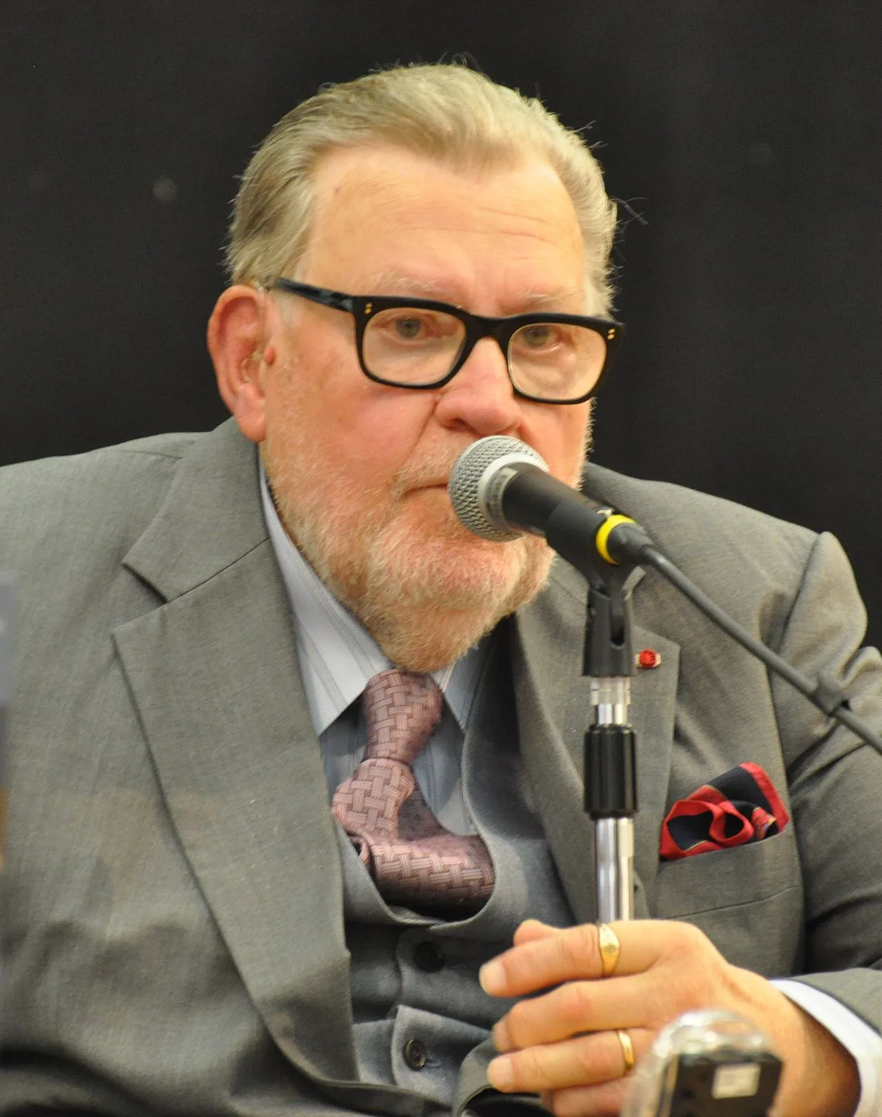Porträt von Jaakko Numminen (1928–2022) – Gedenkseite