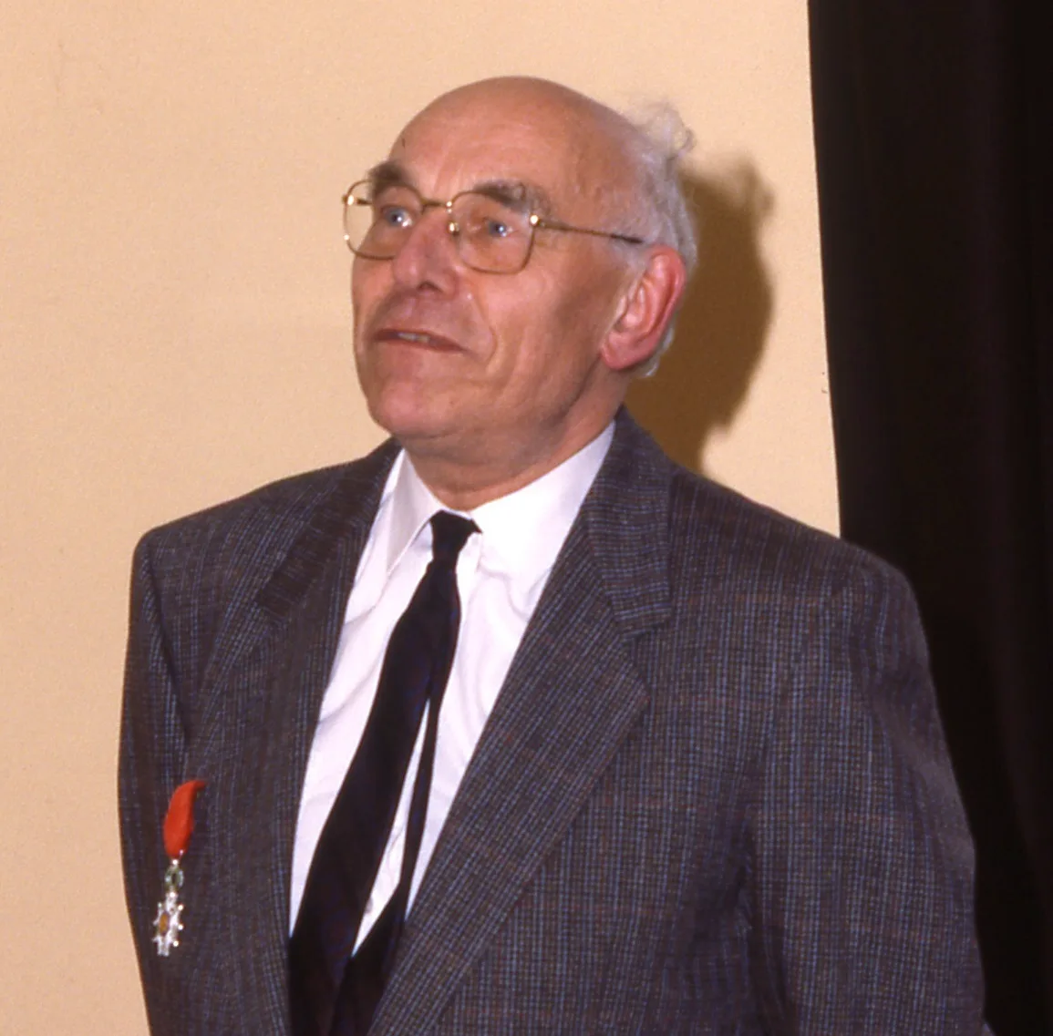 Porträt von Bernard Chevalier (1923–2019) – Gedenkseite