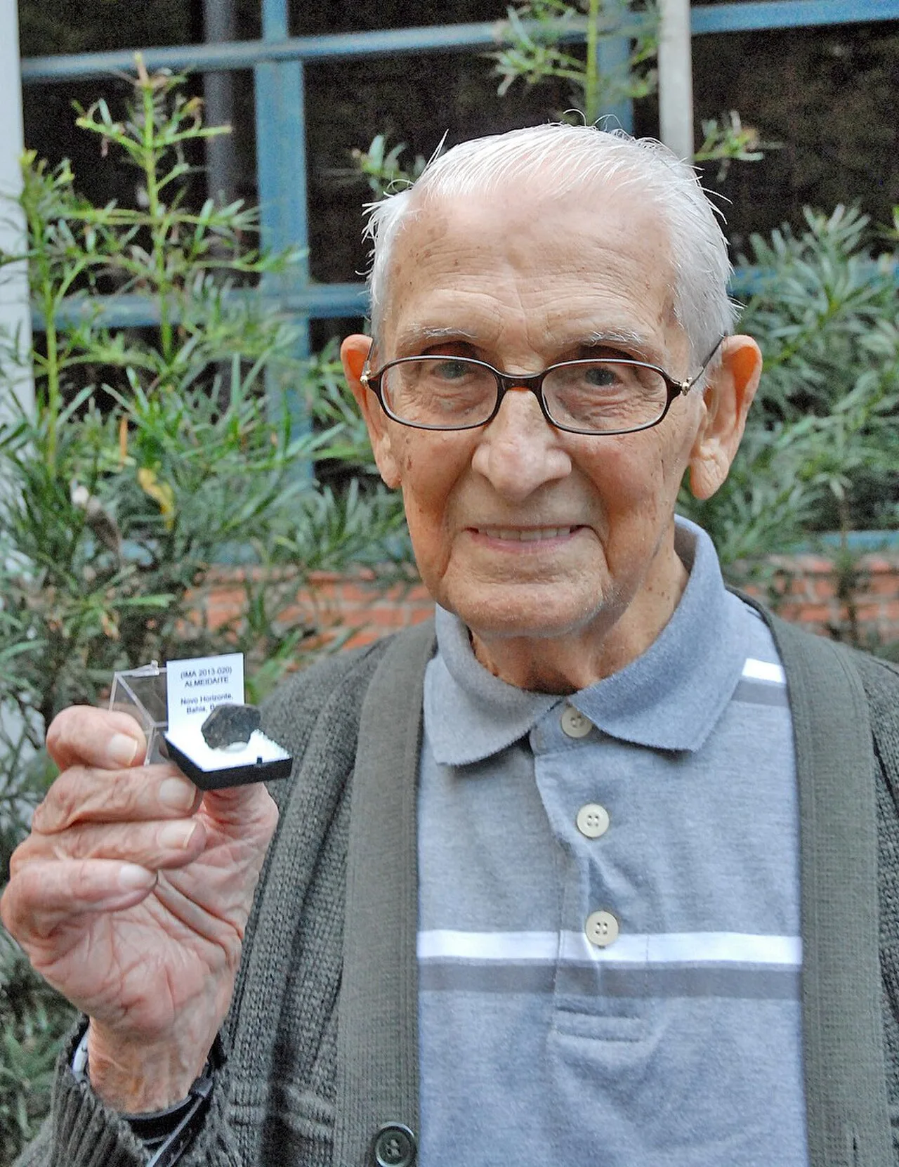 Portrait of Fernando Flávio Marques de Almeida (1916–2013) – memorial page